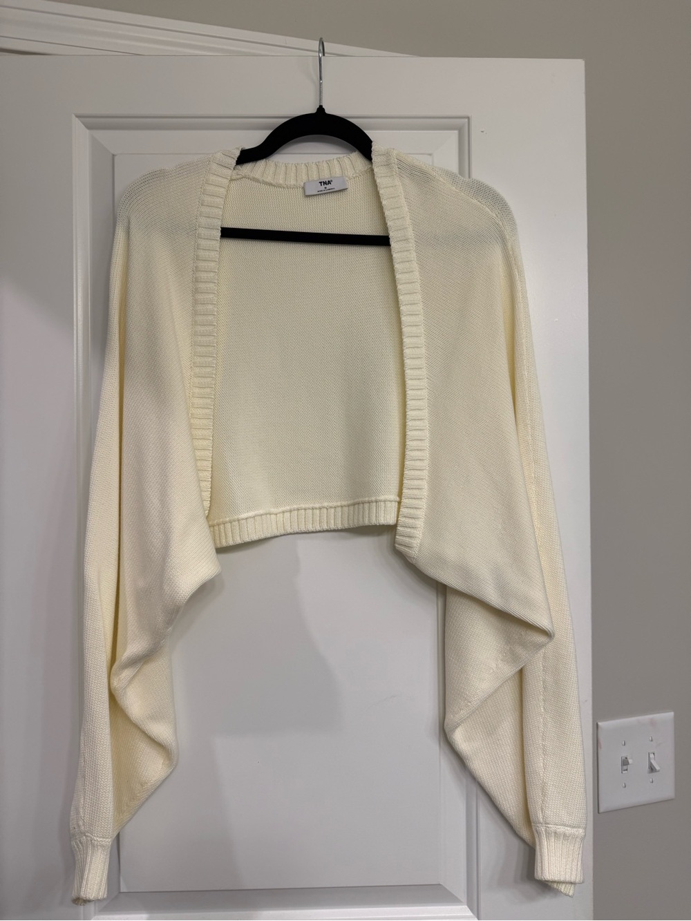 Aritzia TNA Gramercy Shrug Light Birch Size M